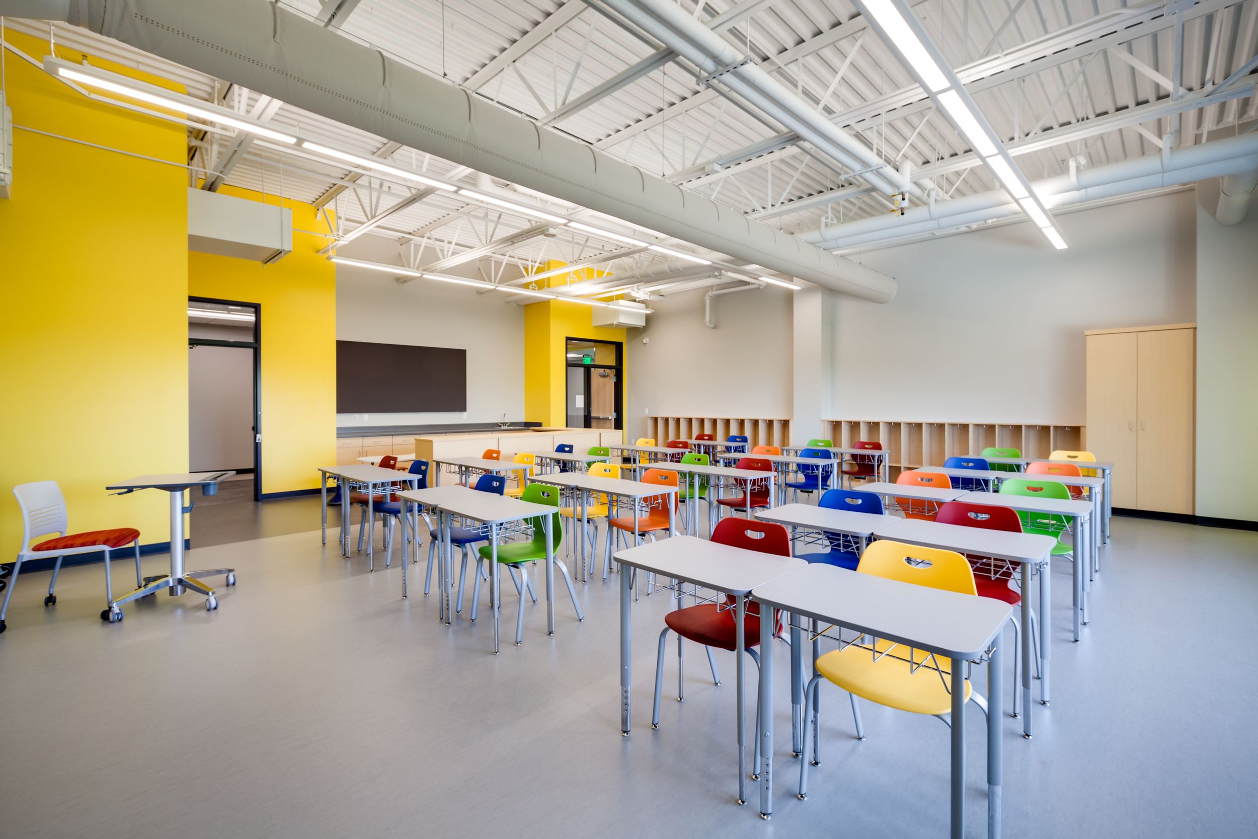 noraplan valua rubber flooring in K-12 classroom image number 4